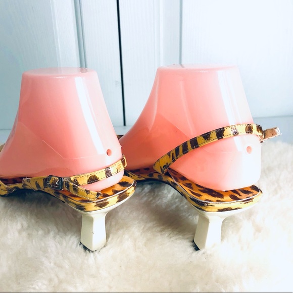 Y2K Via Spiga Leopard Slingback Patent Leather Italian Sandals Shoes Yellow Sz 7 - Picture 6 of 11